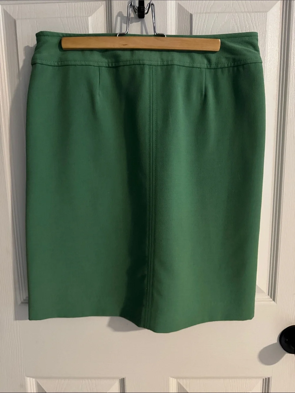 Banana Republic Green Skort with Front Pockets and Side Zipper